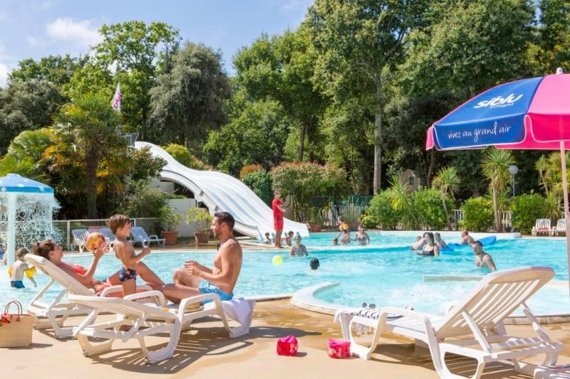 Camping Officiel Siblu Les Pierres Couchees Saint-Brévin-les-Pins Extérieur photo