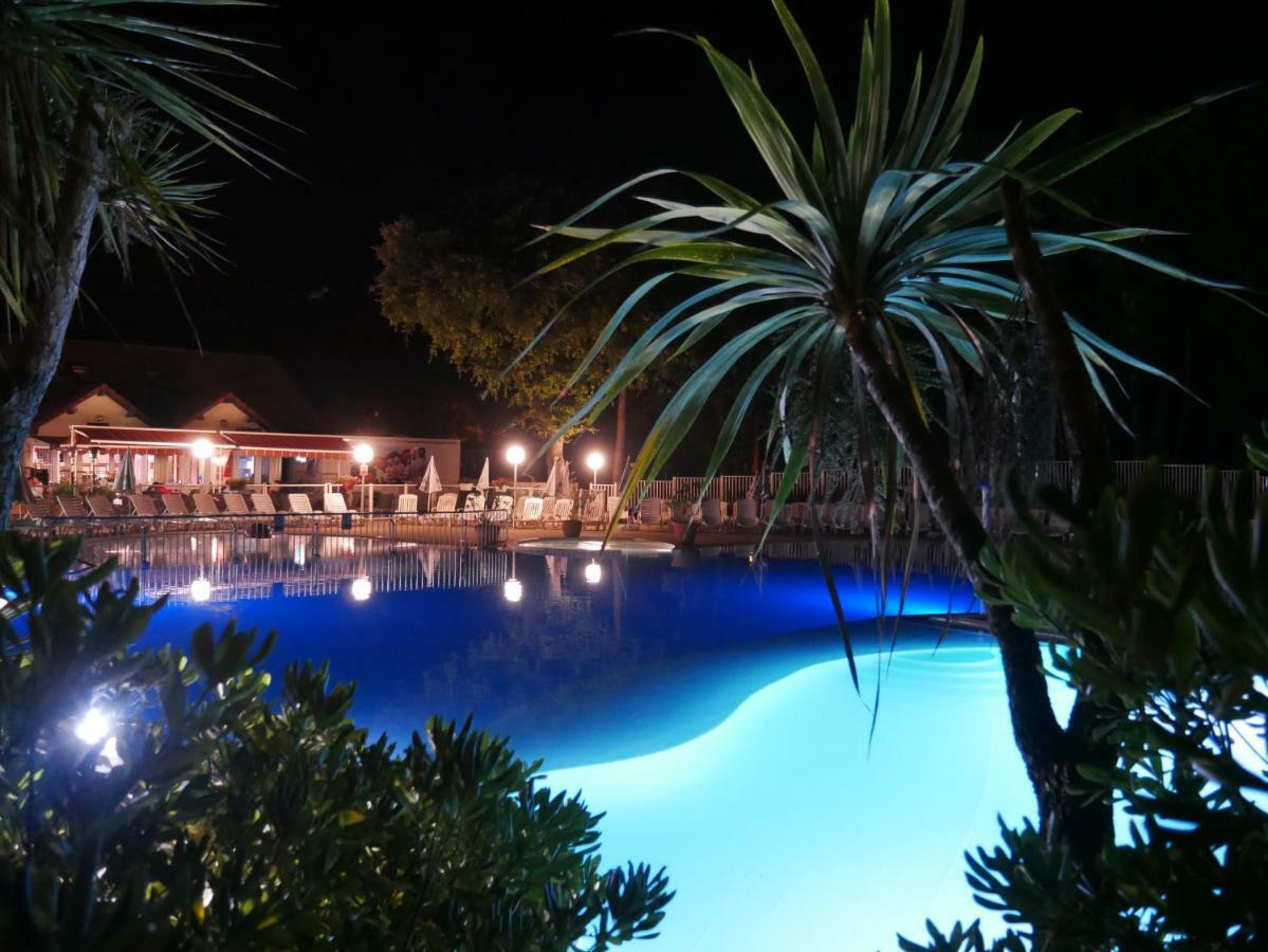 Camping Officiel Siblu Les Pierres Couchees Saint-Brévin-les-Pins Extérieur photo