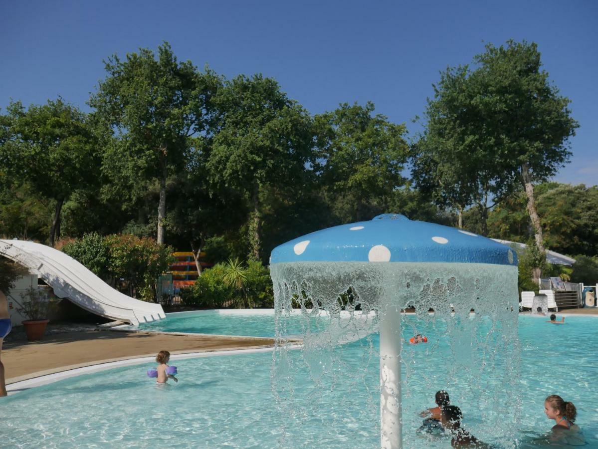 Camping Officiel Siblu Les Pierres Couchees Saint-Brévin-les-Pins Extérieur photo